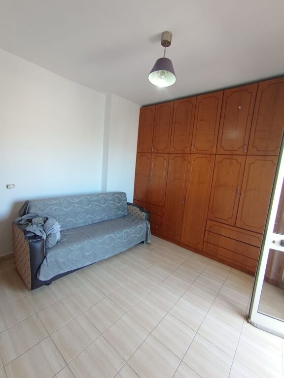 Appartamento 2+1+3 in affitto