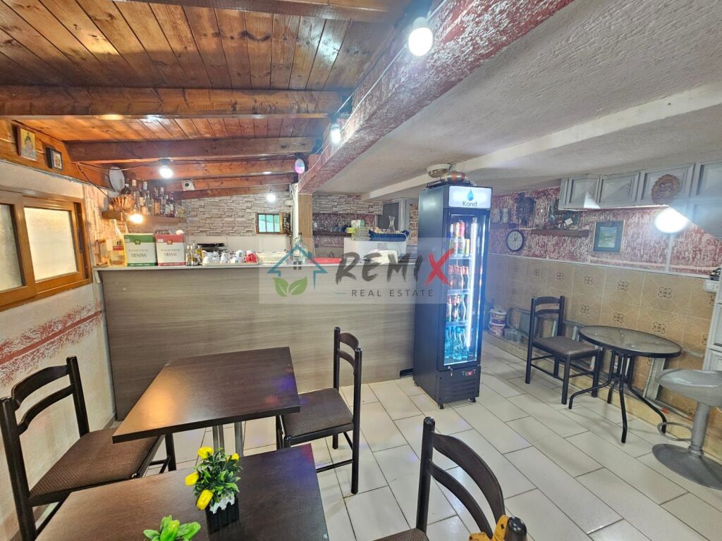 🏢 NJËSI PËR SHITJE – SHKËMBI I KAVAJËS