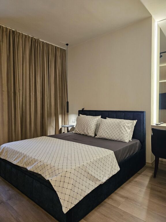 GARSIONERE ME QERA 39 M2 PAZARI I RI 50.000 LEKE FH-79732