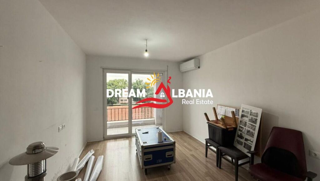 Apartment for rent on Rruga e Dibres Near the United School 2+1 (ID 42215587)