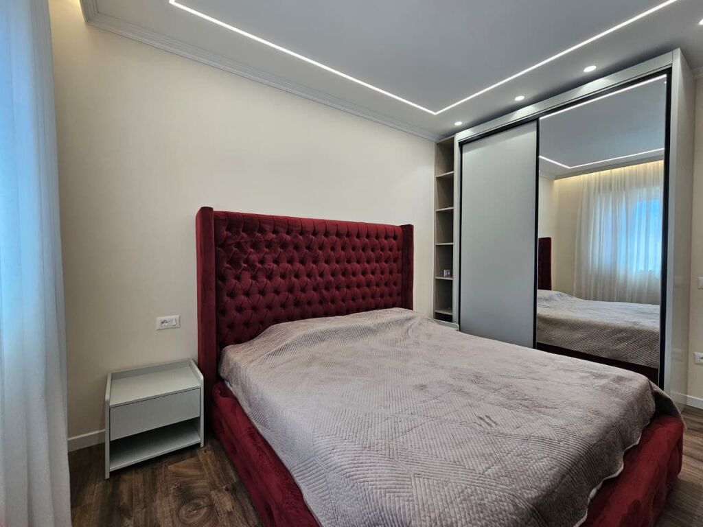 Apartament 1+1 ne shitje Pazari i Ri