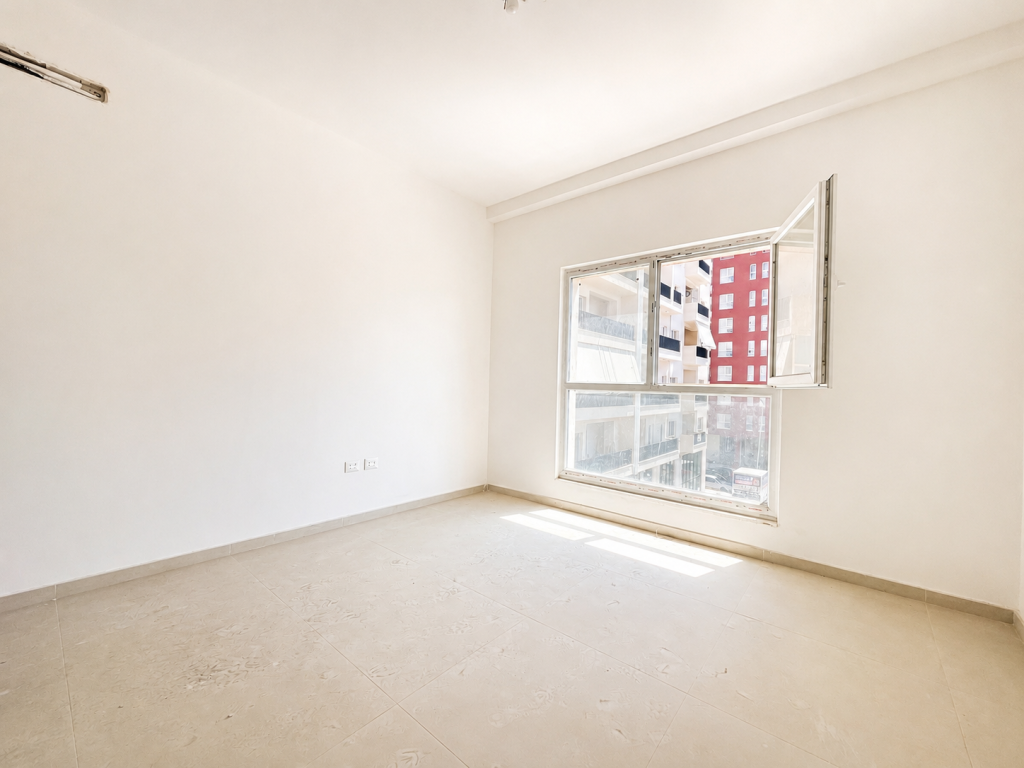 Shitet Apartament 2+1 Kati i 2, Aura