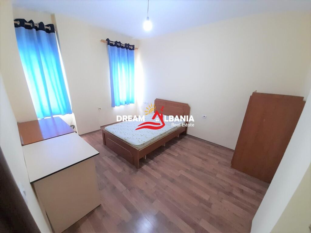 Shitet apartament 2+1+2 ne Don Bosko prane Hotel Ferrari (ID 4121981)