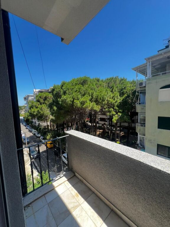 SHITET APARTAMENT 1+1 PRANE MAJESTIC HOTEL, GOLEM