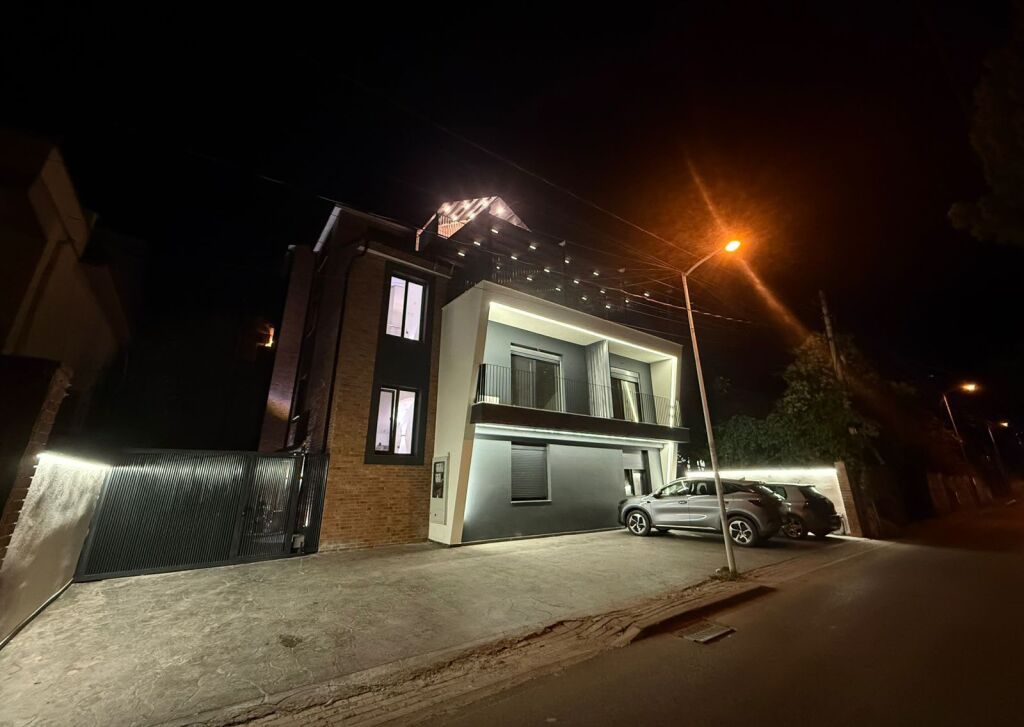 Qera | Shtëpi private 1 + 1 | rruga 5 maj | 450 €/muaj