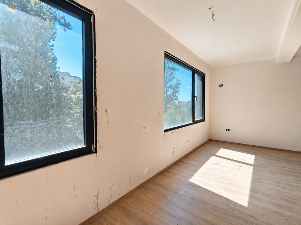 Shitet Apartament 2+1 tek Rezidenca Bellevue - Kompleksi Xheluks