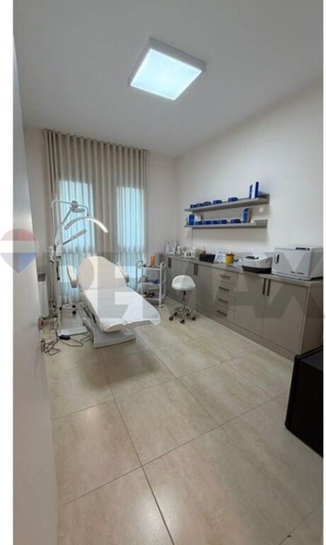 Premises for rent in the Square 21 complex