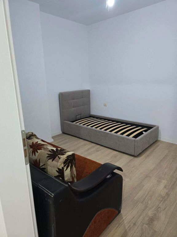 Qera | Apartament 2 + 1 | Rruga 5 Maji | 500 €/muaj