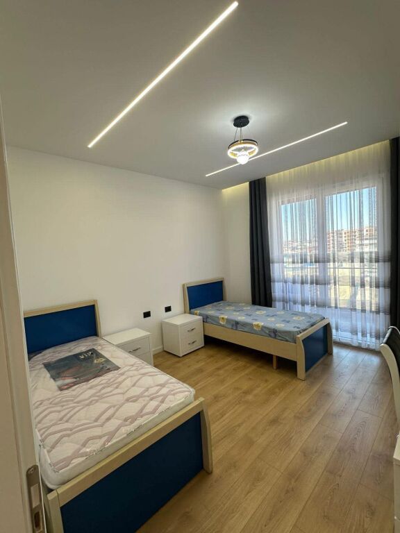 Jepet me qira apartamet 2+1+Post Parkimi ne Paskuqan
