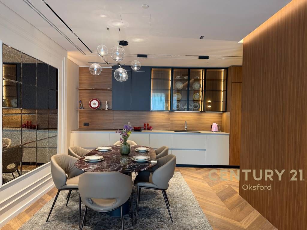 Shesim Apartament Luksoz 2+1 + Post Parkimi tek “Down Town Tirana” ,ne Rrugen e Elbasanit me pamje nga Stadiumi “Air Albania”!
