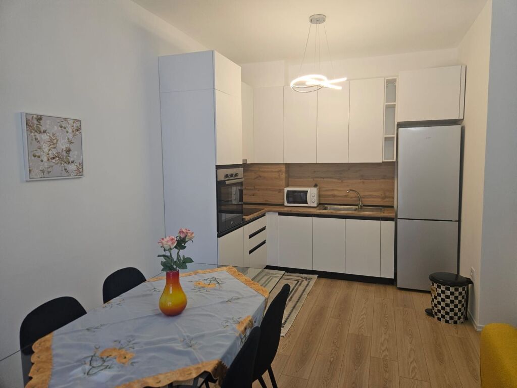 Apartament 1+1 per qera ne Astir!