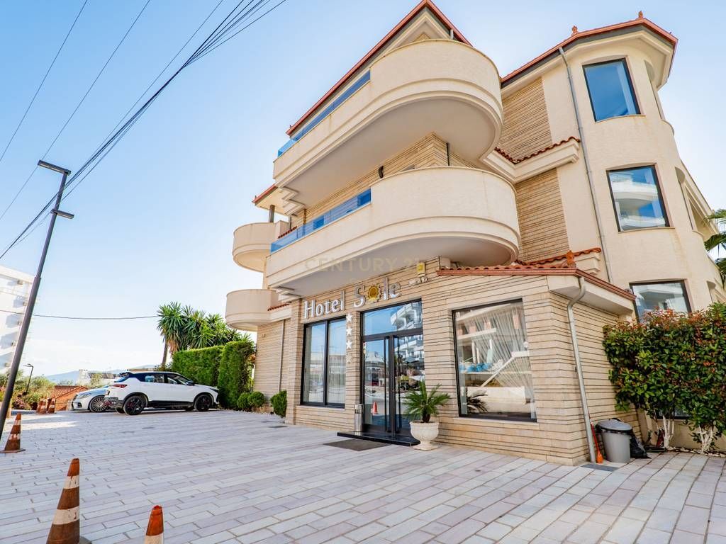 Hotel in vendita a Saranda – Opportunità unica di investimento vicino al mare