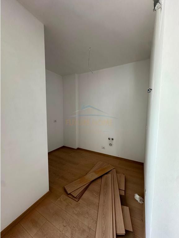 In vendita, Appartamento 2+1+2+Posto Auto, Ex Dogana, Tirana.