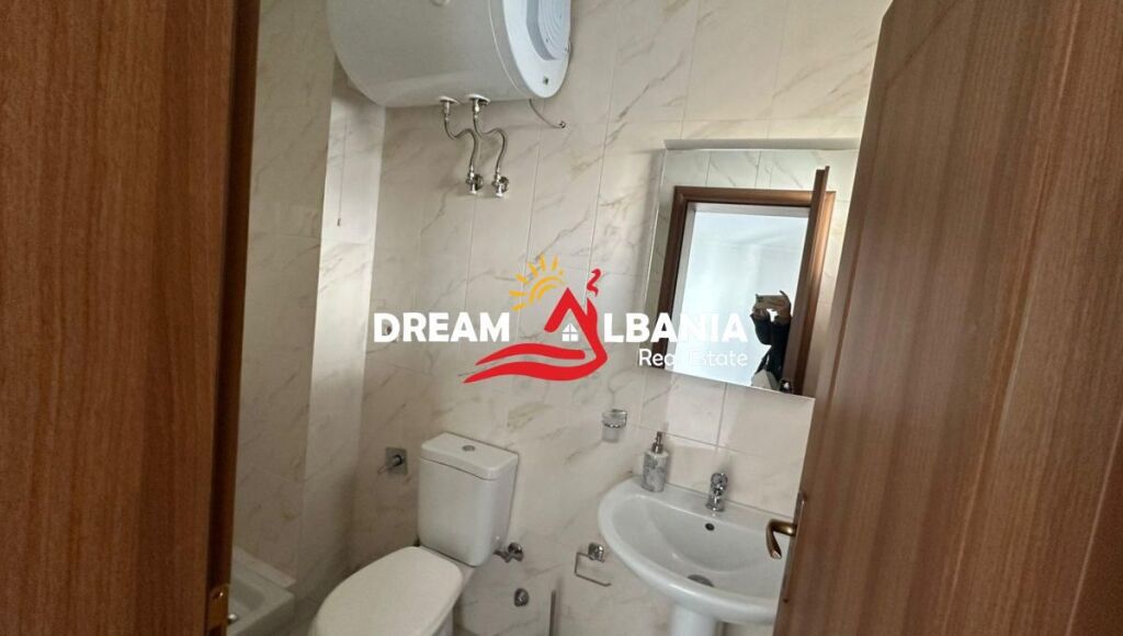 Jepet me qera Vile 3 kateshe tek Vilat Gjermane prane rruges se Elbasanit (ID 4251286)