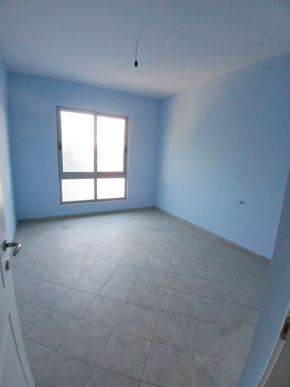 Shitet apartament 2+1+2 pranë Pajtoni Center për vetëm 125 milionë lekë