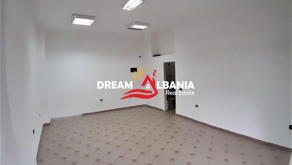Shop for sale on Durres Street near the Former Yugoslav Embassy in Tirana (ID 4171194)