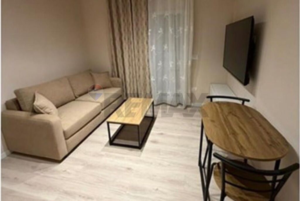 Apartment - For Rent - Kongresi I Manastirit Street, Tirana