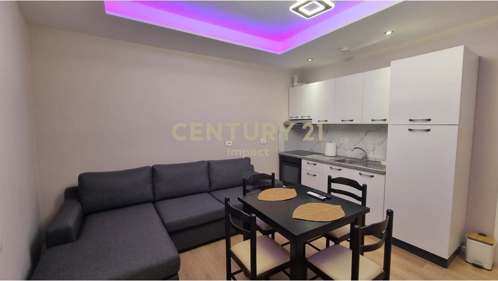 Shesim apartament 2+1 në Rrugen e Dibres, Tiranë !