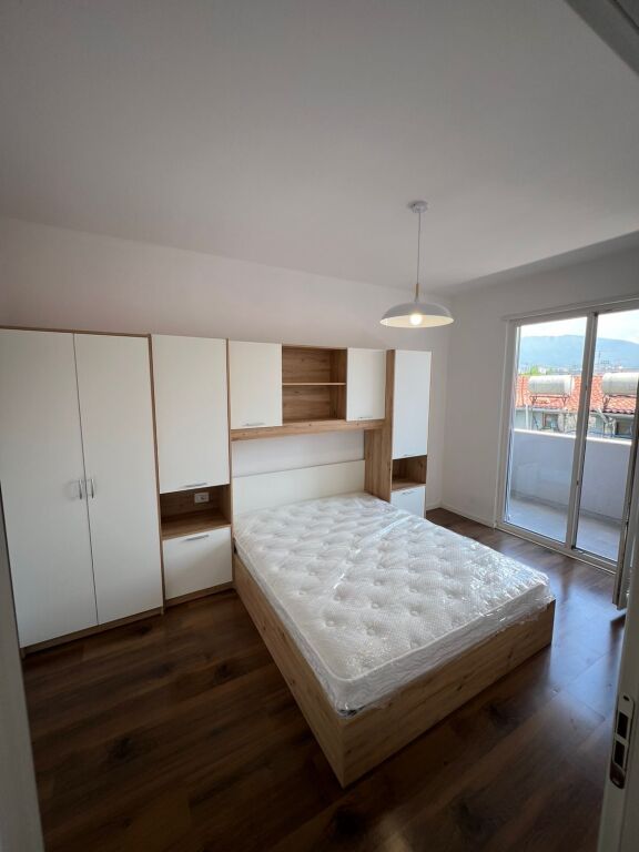 Qera | Apartament 1 + 1 | Shkolla e Bashkuar | 500 €/muaj