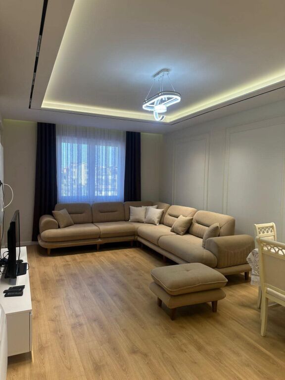 Jepet me qira apartamet 2+1+Post Parkimi ne Paskuqan
