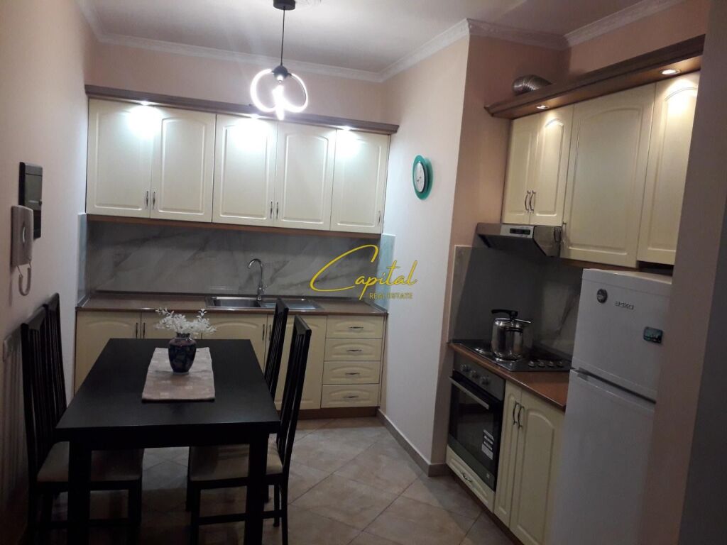 VENDESI APPARTAMENTO 2+1+2 21 DICEMBRE 23.500.000 LEKE