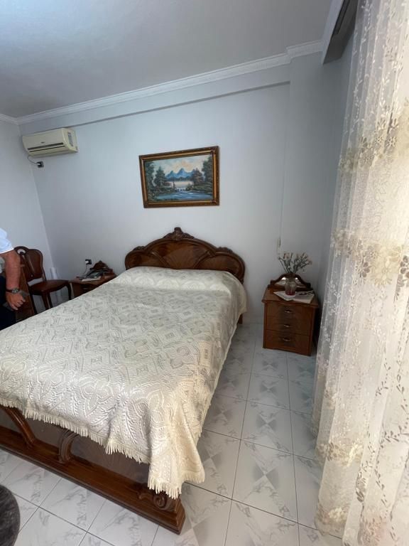 Shitet, Apartament 2+1+2, Irfan Tomini, Tiranë