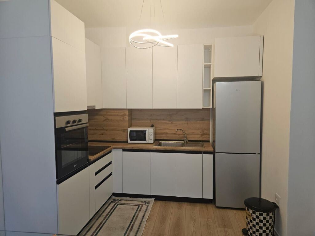 Apartament 1+1 per qera ne Astir!