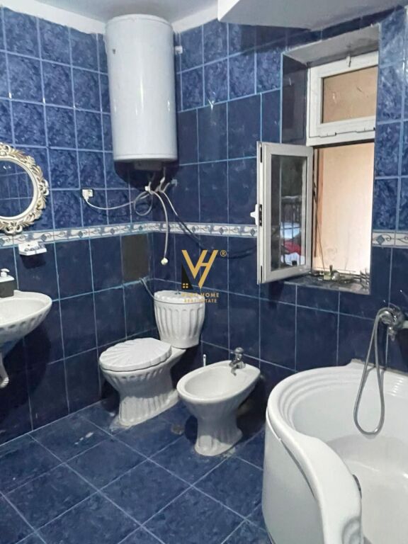 SHITET APARTAMENT 2+1 TE RRUGA E DURRESIT 140.000 EURO