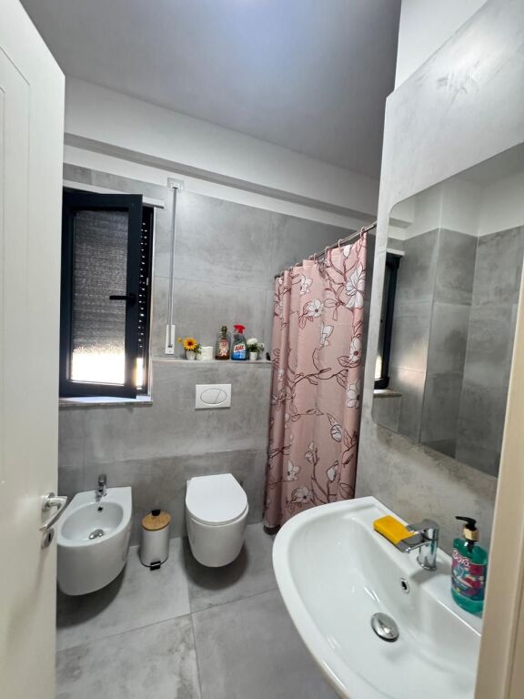 🏡 JEPET ME QIRA APARTAMENT 1+1+Garderob – 📍OASIS RESIDENCE, ASTIR