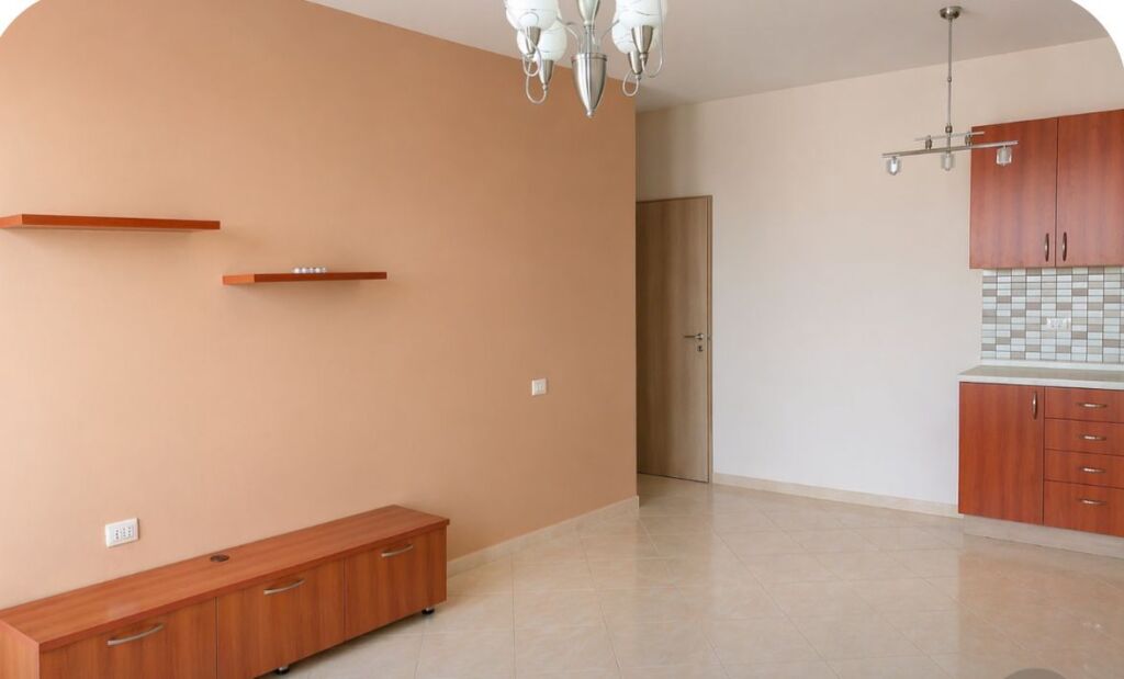 Sale | Apartament 1 + 1 | Ish Tregu Elektrik — Muzeu I Shkencave te Natyres | 2500 €/m²