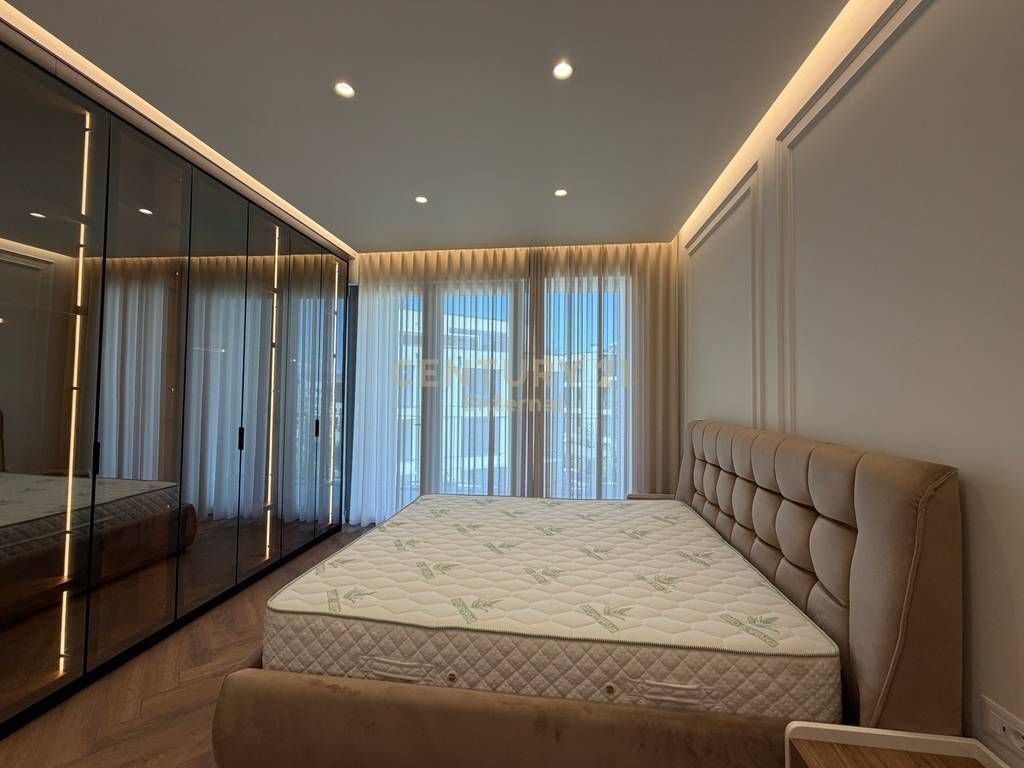 Apartament luksoz 1+1 me qira tek Green Valley, Liqeni i Thate