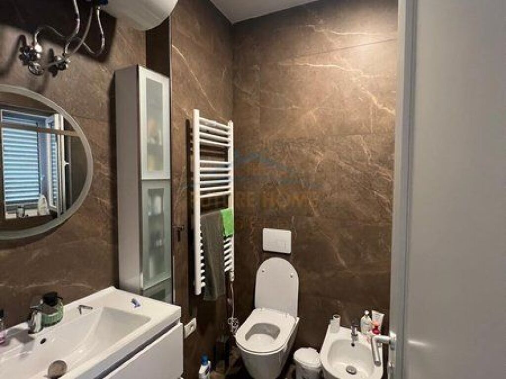 Shitet, Apartament 2+1+2, Kompleksi Panorama, Tiranë