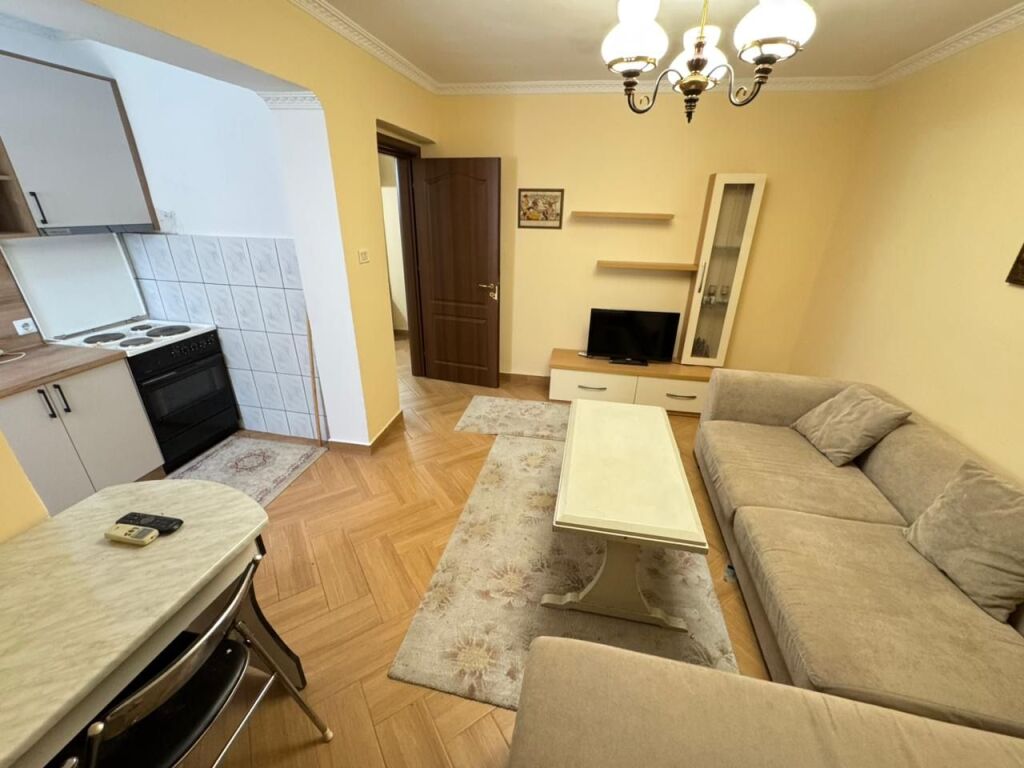 Affittasi appartamento 1+1 in Via Mine Peza