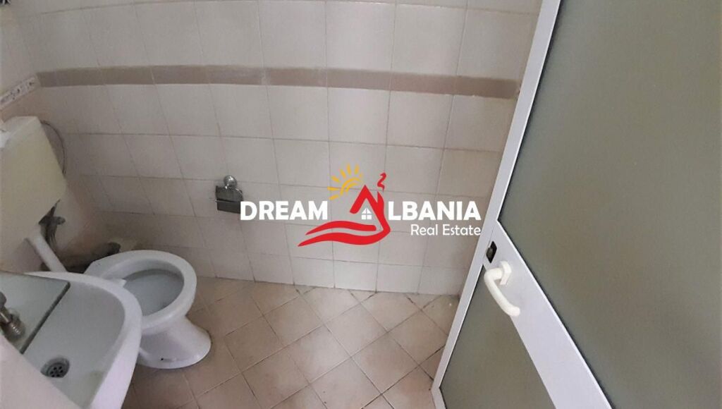 Shop for sale on Durres Street near the Former Yugoslav Embassy in Tirana (ID 4171194)