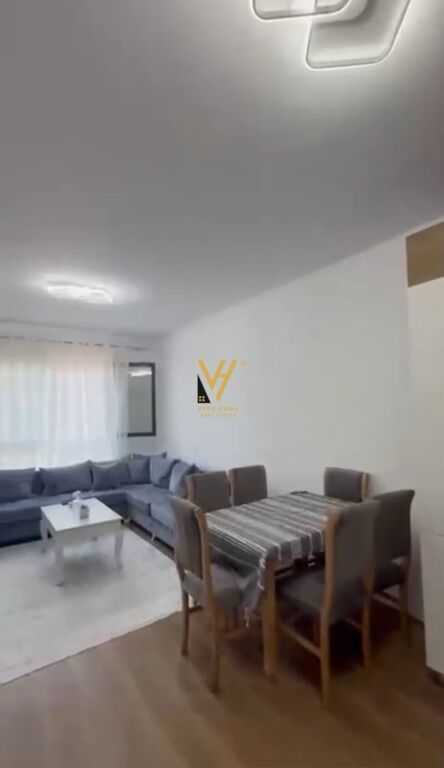 JEPET APARTAMENT 2+1+BLK ME QERA NE PASKUQAN 40.000 LEKE