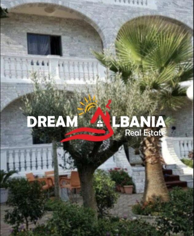 Shitet vile 3 kateshe ne autostraden Tirane—Durres prane Casa Italia ( ID 4151065).