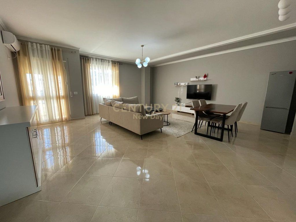 FOR RENT 1+1 APARTMENT AT NEW PORT ROAD! 550 € /Month