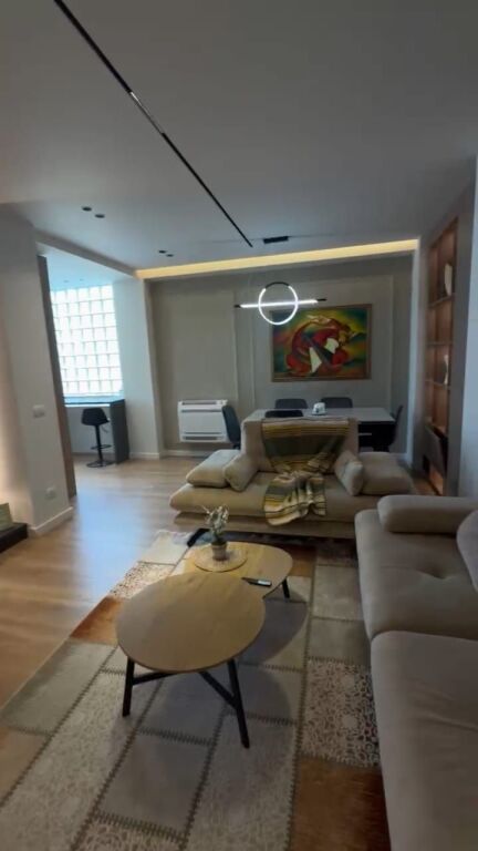 apartament 3+1+2 per qera, ne zonen e Myslym Shyrit.
