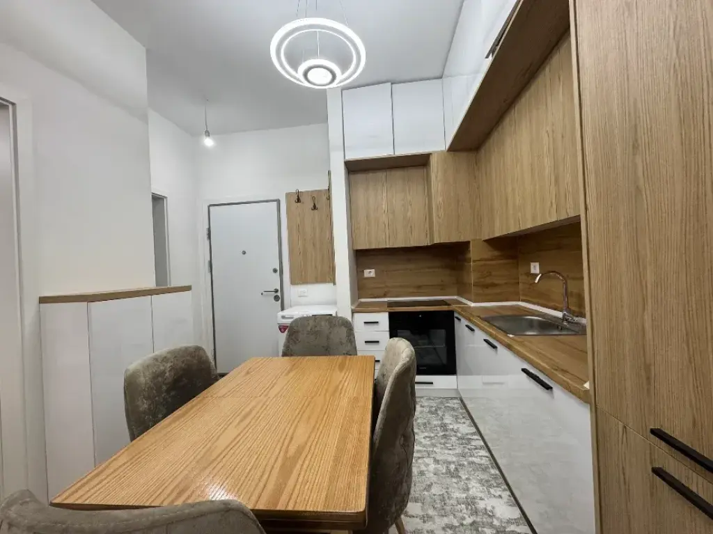 Qera | Apartament 1 + 1 | Mangalem 21 | 500 €/muaj