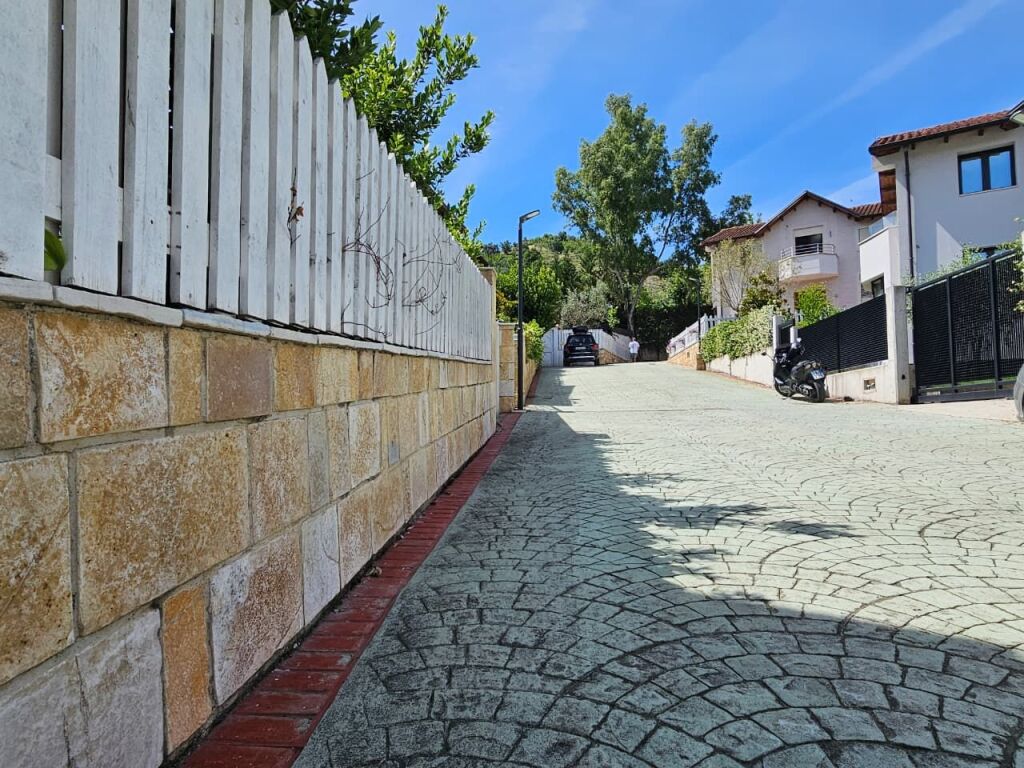 Individual villas for sale Argenta Complex, Vishaj!