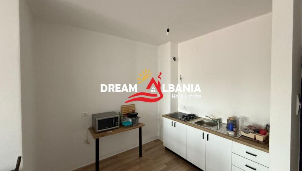Apartment for rent on Rruga e Dibres Near the United School 2+1 (ID 42215587)