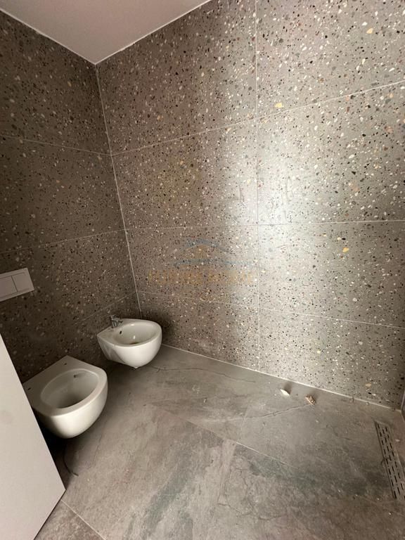For sale, Apartment 2+1+2+Parking Space, Former Customs. DB70112