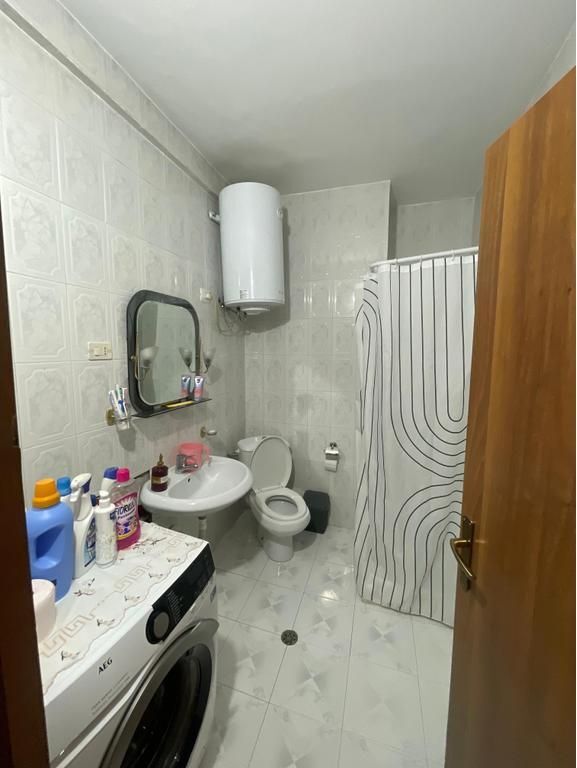 Shitet, Apartament 2+1+2, Irfan Tomini, Tiranë