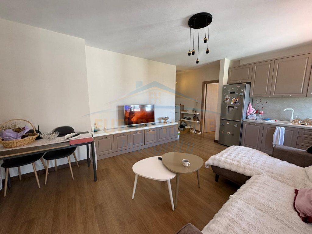 Rent, Apartment 1+1, Dibrës Street, Tirana.