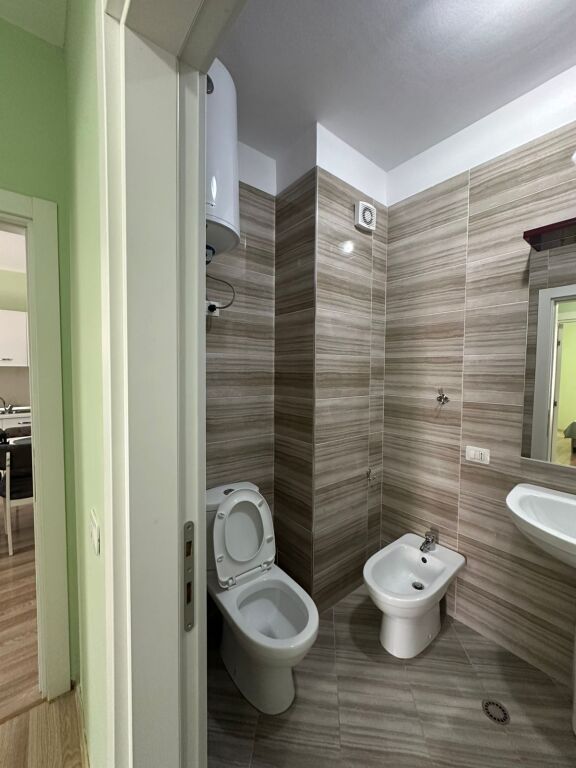 📌Apartment 1+1 for Rent – Center, Opposite Toptani Center