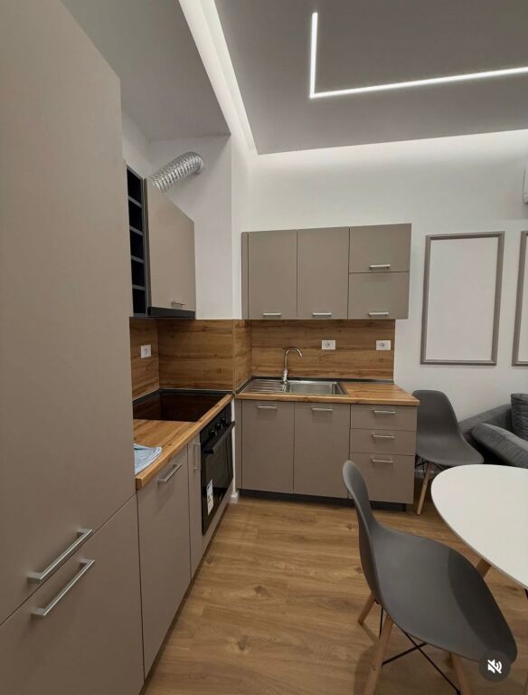 Jepet me qira apartament 1+1