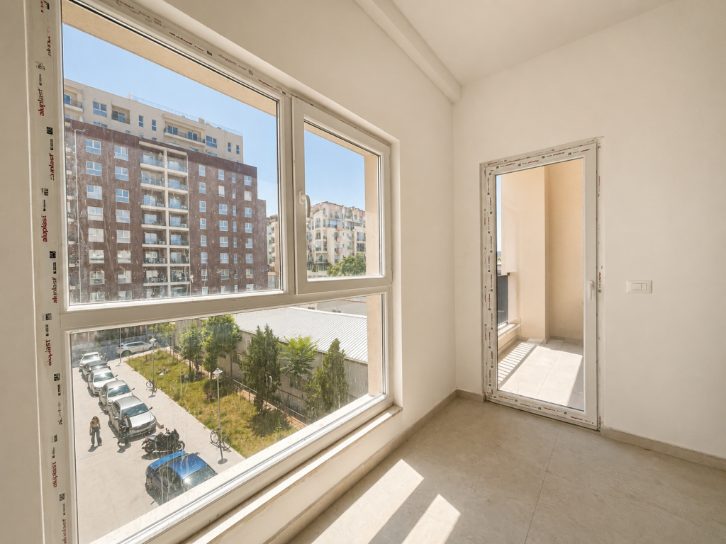 Shitet Apartament 2+1 Kati i 2, Aura
