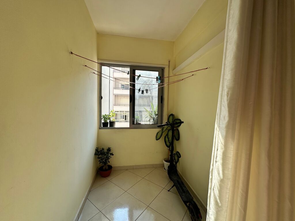 Apartament 1+1 ne shitje te rruga e cipajve Vlore