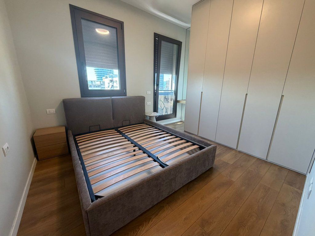 Gjimnazi Sami Frashëri, Japim me qira apartament 2+1+ Parkim 1,600 € /Muaj