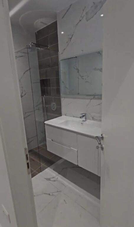 🏡 Appartamento 1+1 in Affitto 📍 Sottopassaggio della Comune di Parigi
